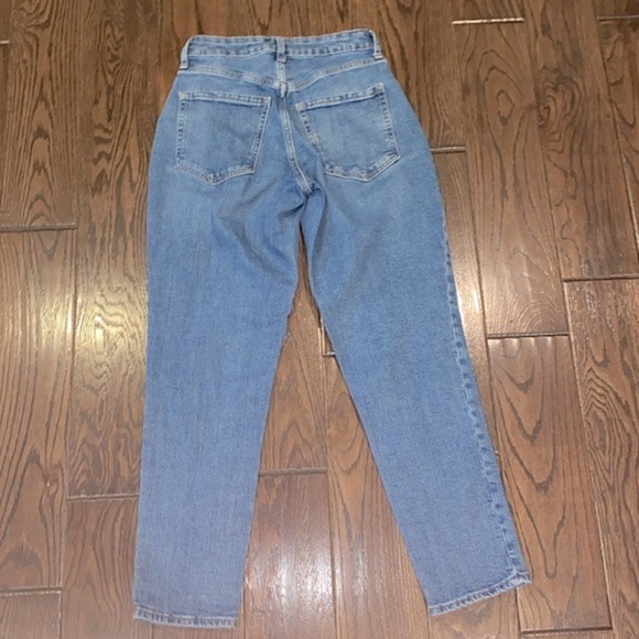 Old Navy high rise curvy OG straight jeans size 2 - Picture 6 of 7